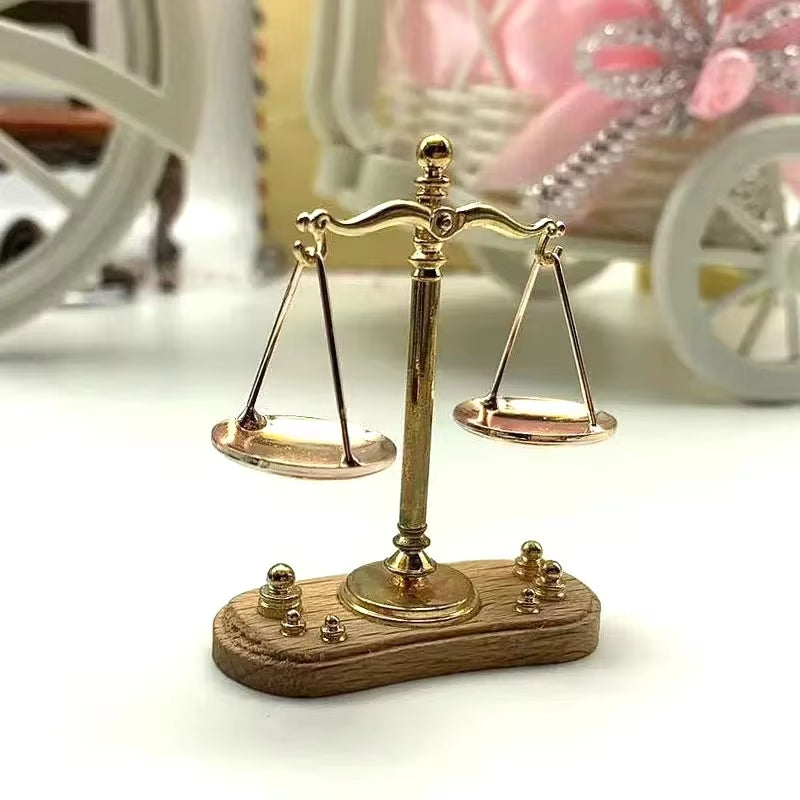Mini Vintage Balance Scales Ornament Metal Antique Justice Model